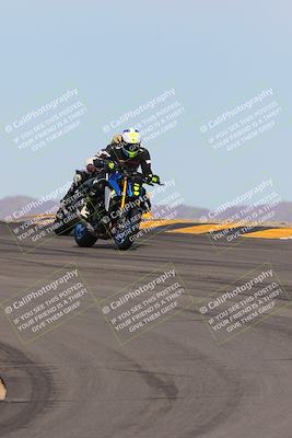 media/Mar-12-2023-SoCal Trackdays (Sun) [[d4c8249724]]/Turns 9 and 10 (1020am)/